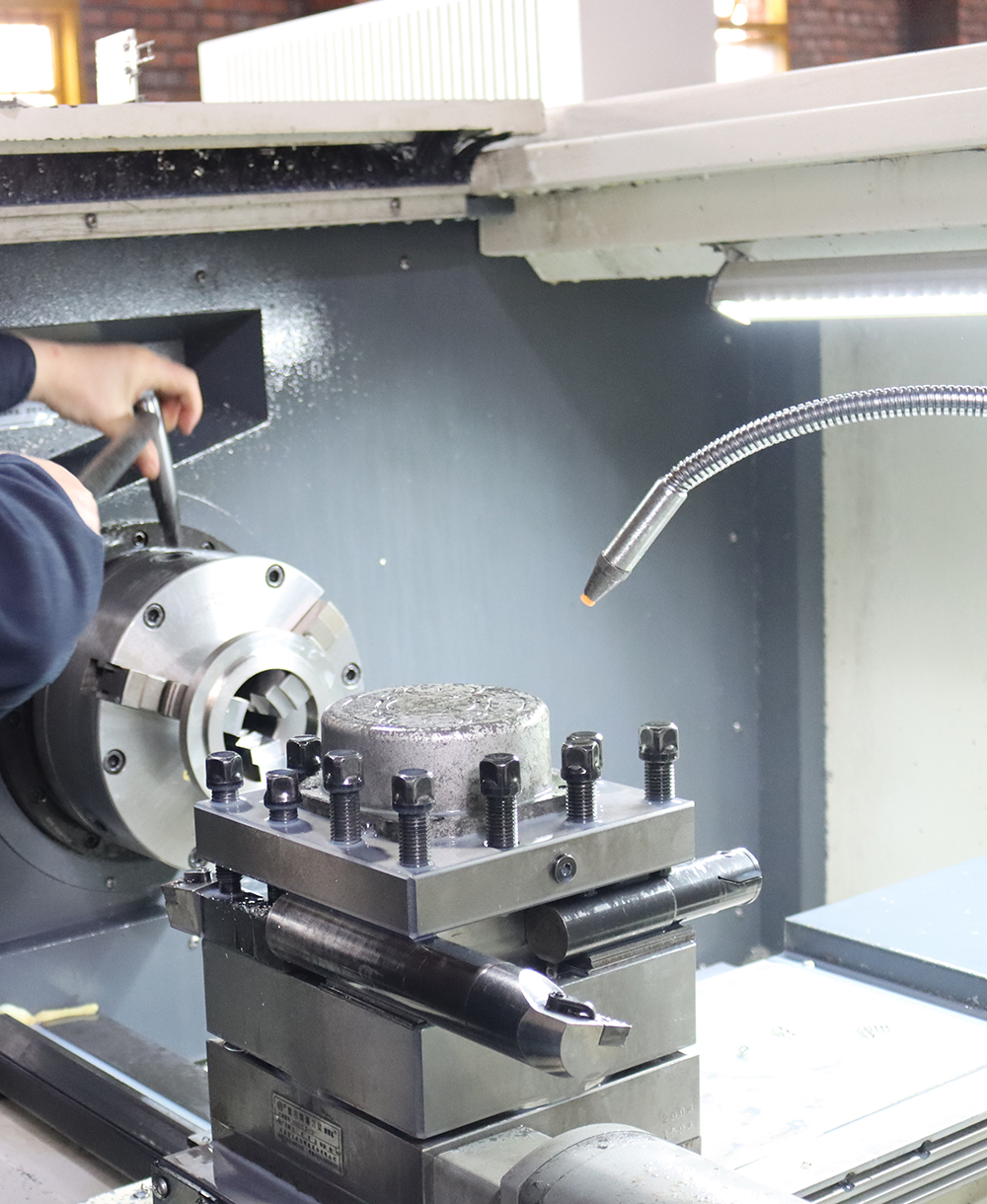 四子王如何檢查機械密封的軸彎曲度？