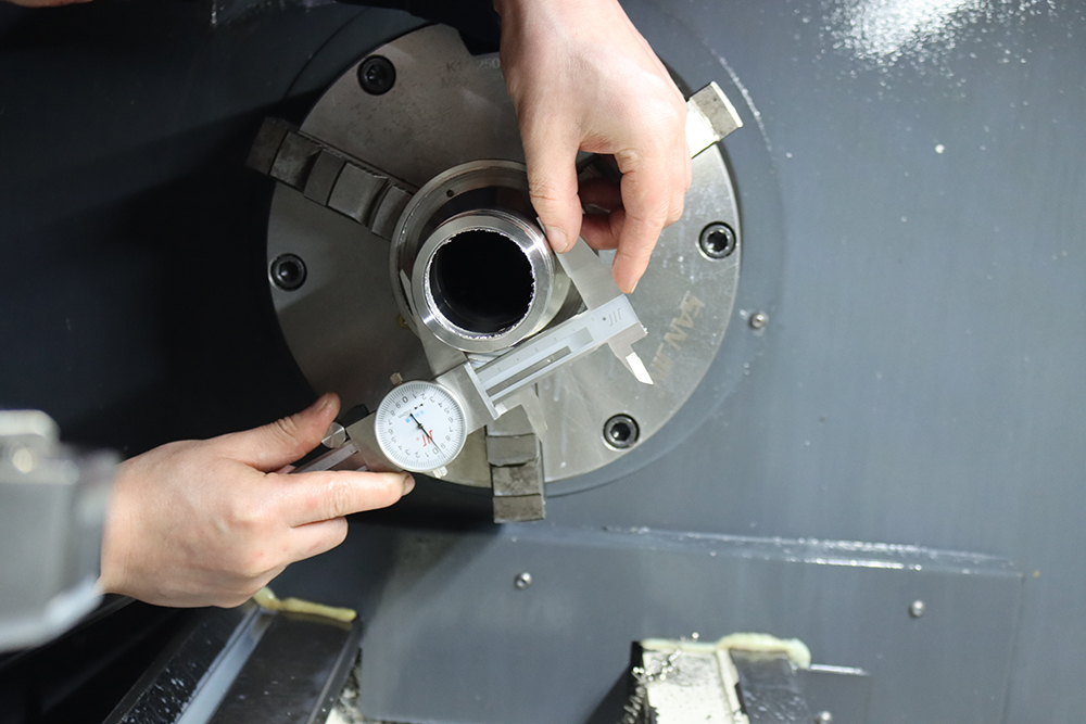 蒙陰裝配雙端麵小彈簧平衡型密封無誤差的方法