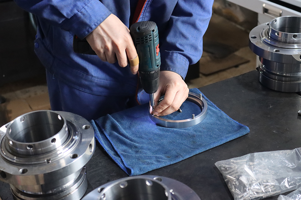 花溪組合密封裝置(組合密封圈)的特點 