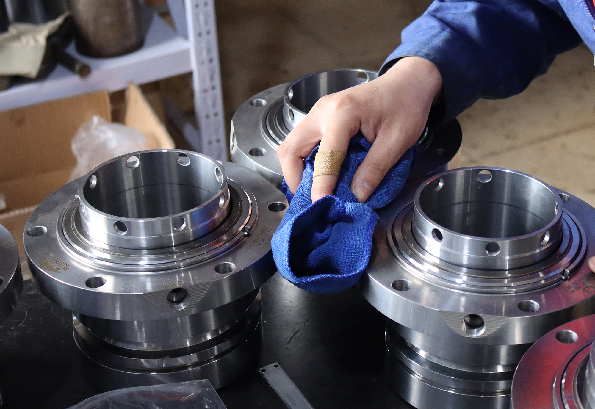 興化釜用機械密封和泵用機械密封一樣嗎？